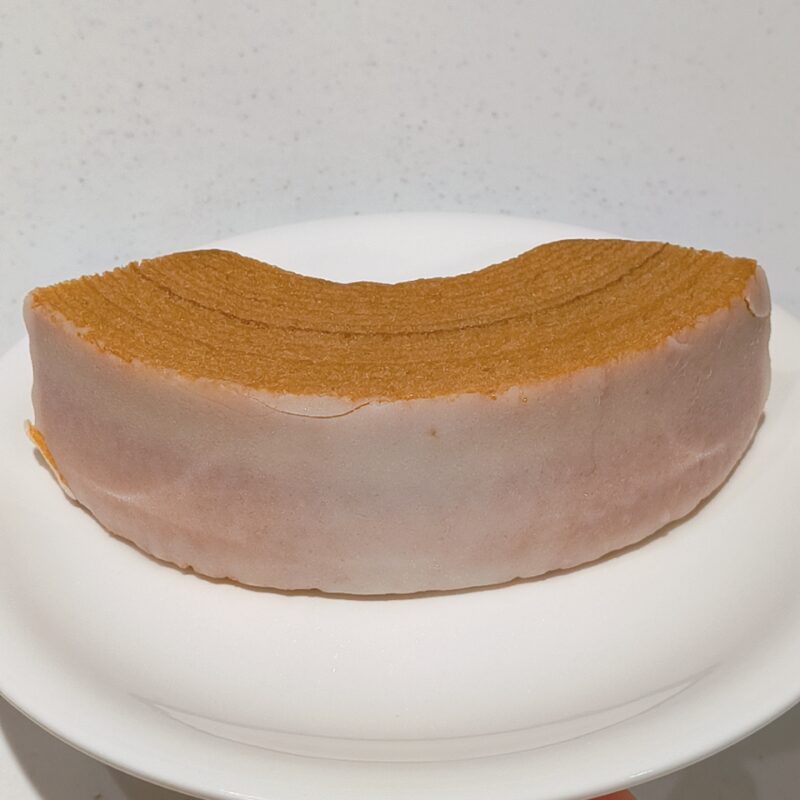 冷やして食べるしっとり食感のキャラメルバウム