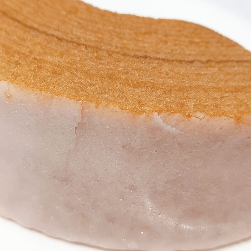 冷やして食べるしっとり食感のキャラメルバウム