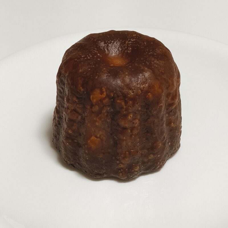 ラム酒とバター香るカヌレ