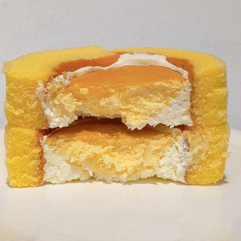 CHEESEGARDEN監修ベイクドチーズケーキinプレミアムロールケーキ