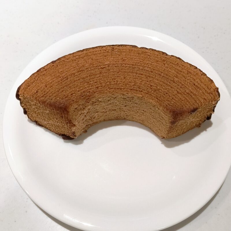 冷やして食べる森永ミルクココアバウム