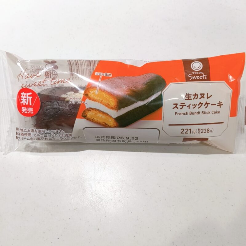 生カヌレスティックケーキ