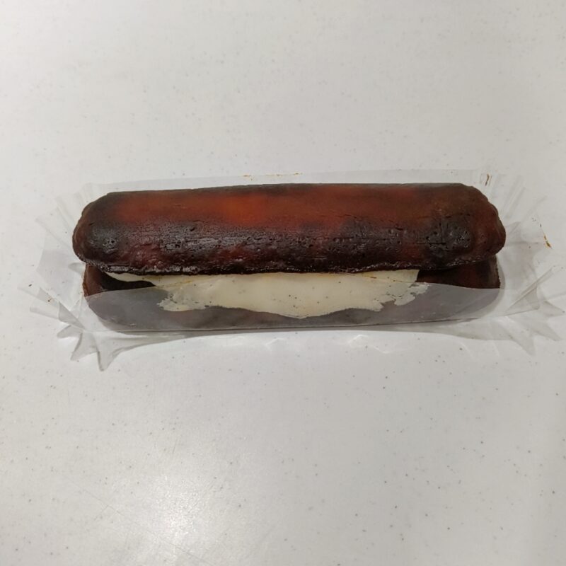 生カヌレスティックケーキ