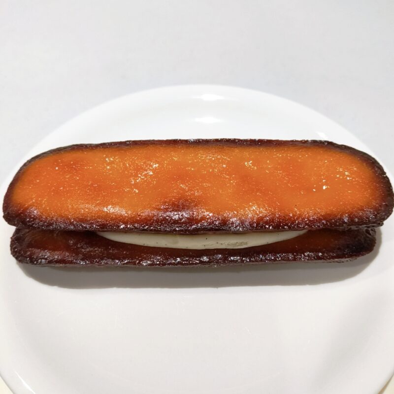 生カヌレスティックケーキ